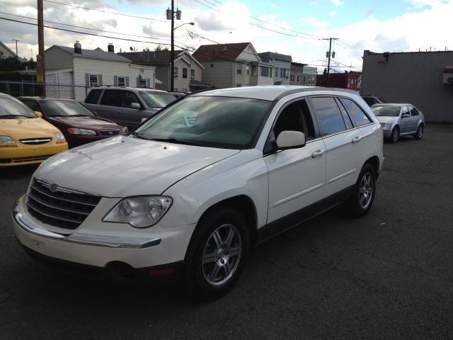 2007 Chrysler Pacifica LX Manual 4WD