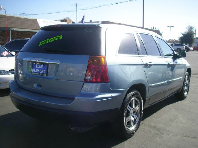 2008 Chrysler Pacifica (value Line)