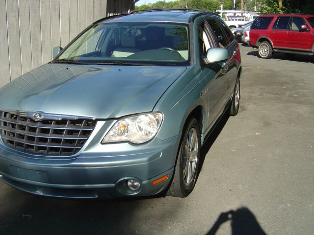 2008 Chrysler Pacifica (value Line)