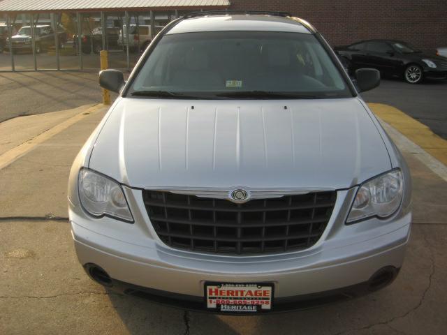 2008 Chrysler Pacifica Unknown