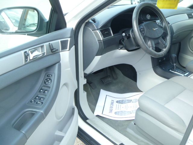 2008 Chrysler Pacifica Quad Coupe 3