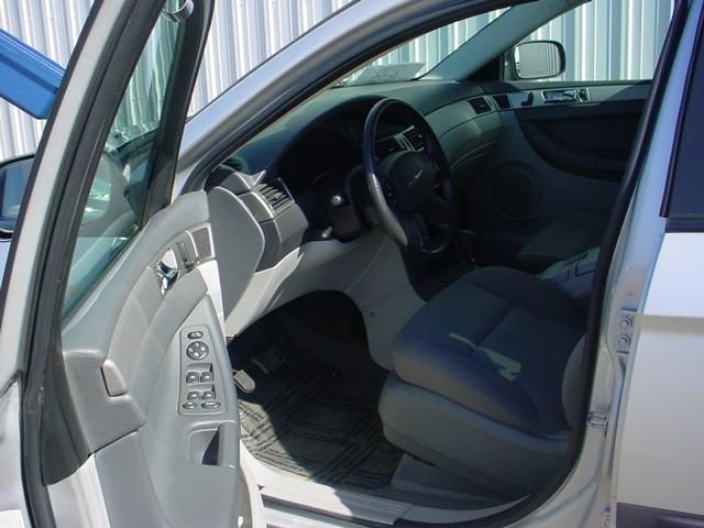 2008 Chrysler Pacifica Base