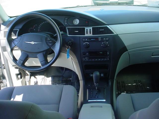 2008 Chrysler Pacifica Base