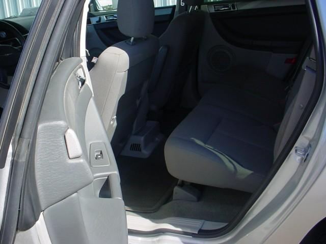 2008 Chrysler Pacifica Base