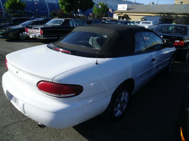 1997 Chrysler Sebring Crew Cab LS 2WD