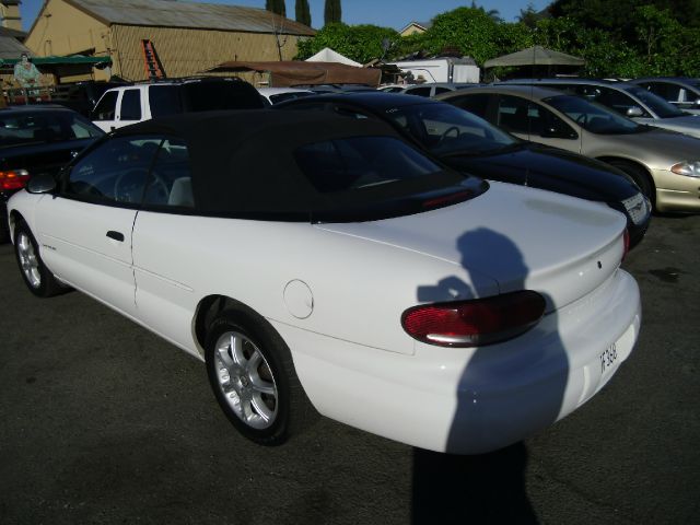 1997 Chrysler Sebring Crew Cab LS 2WD