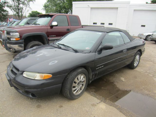 1998 Chrysler Sebring Crew Cab LS 2WD