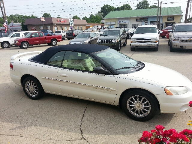 2001 Chrysler Sebring SLT Quad Cab Long Bed 4WD