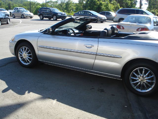 2002 Chrysler Sebring SLT Quad Cab Long Bed 4WD