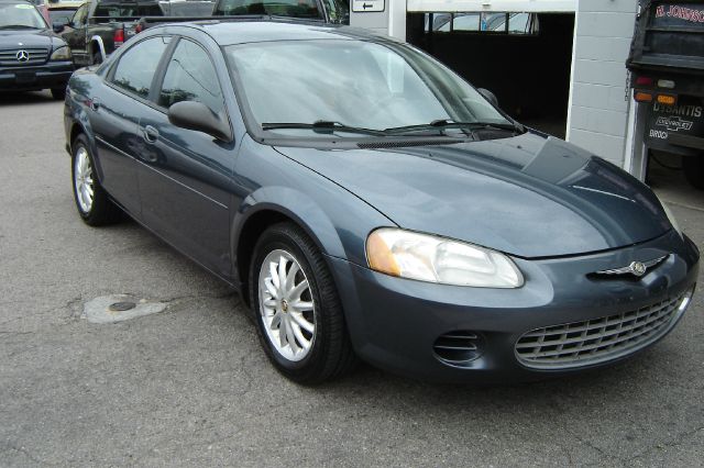 2003 Chrysler Sebring CREW CAB Lariet