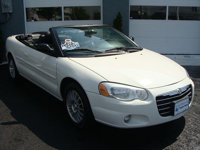 2004 Chrysler Sebring Platinum Edition W/ Navires