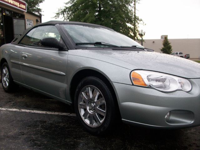 2004 Chrysler Sebring SLT Quad Cab Long Bed 4WD