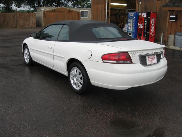 2004 Chrysler Sebring Glk350 4matic 4dr 4x4 SUV