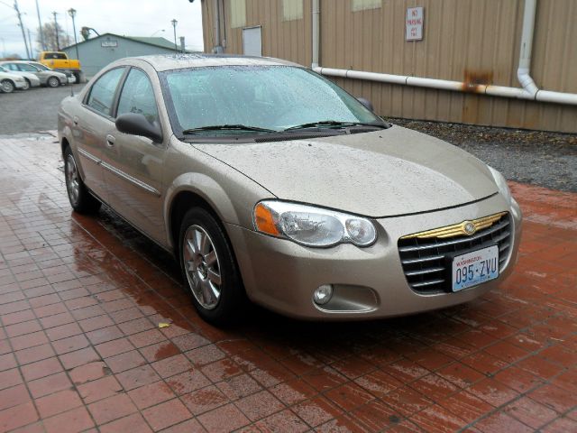 2004 Chrysler Sebring 4dr Sdn GXE Auto