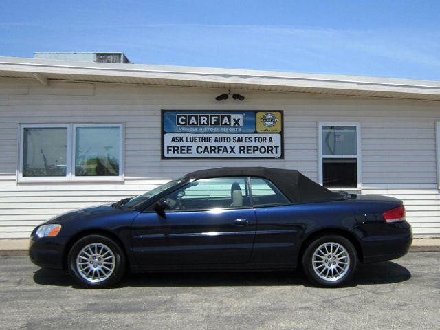 2004 Chrysler Sebring 1500 Xcab Sbox 318 5spd 4x4