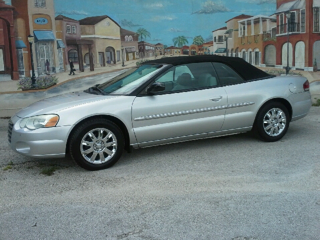 2005 Chrysler Sebring SLT Quad Cab Long Bed 4WD