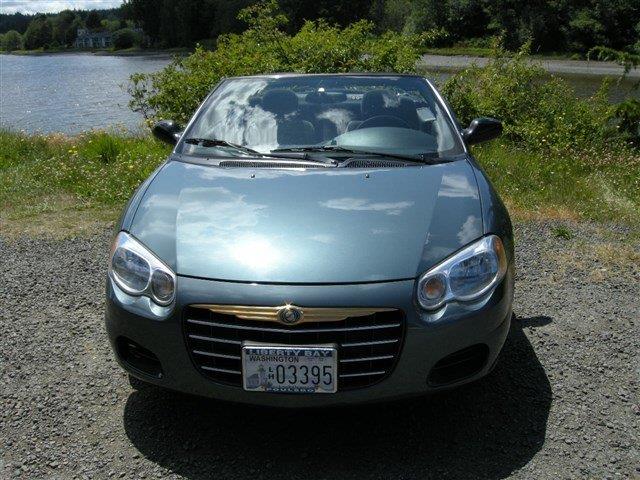 2005 Chrysler Sebring Base