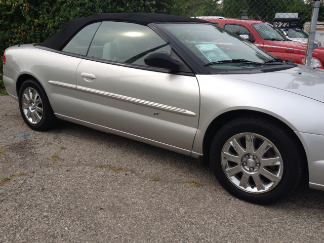 2005 Chrysler Sebring SLT Quad Cab Long Bed 4WD