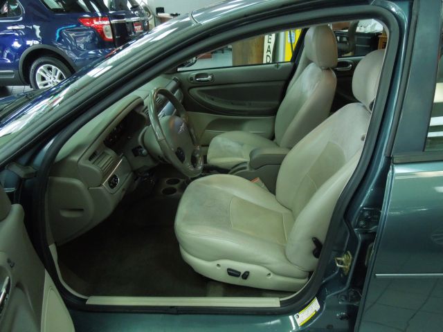 2006 Chrysler Sebring Ext Cab 125.9 WB