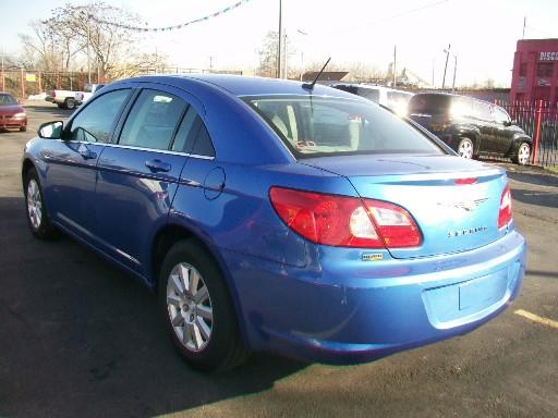 2008 Chrysler Sebring Elk Conversion Van