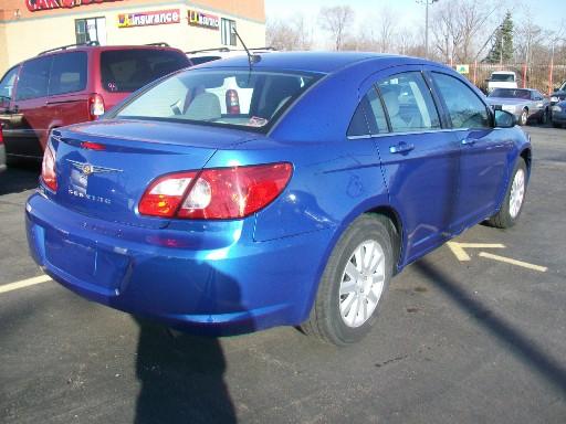 2008 Chrysler Sebring Elk Conversion Van