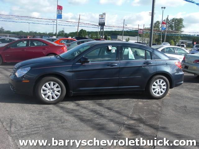 2008 Chrysler Sebring Elk Conversion Van