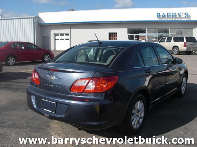 2008 Chrysler Sebring Elk Conversion Van