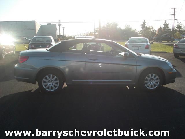 2008 Chrysler Sebring Elk Conversion Van