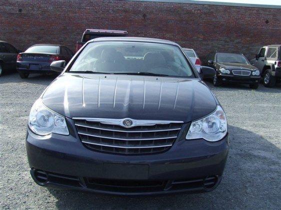 2008 Chrysler Sebring Unknown