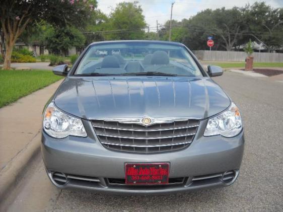 2008 Chrysler Sebring Unknown