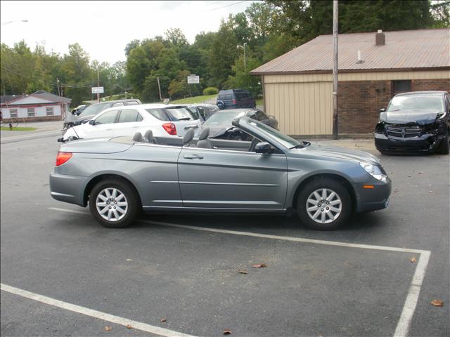 2008 Chrysler Sebring Elk Conversion Van