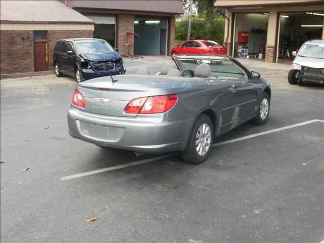 2008 Chrysler Sebring Elk Conversion Van