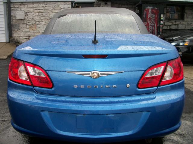 2008 Chrysler Sebring Unknown