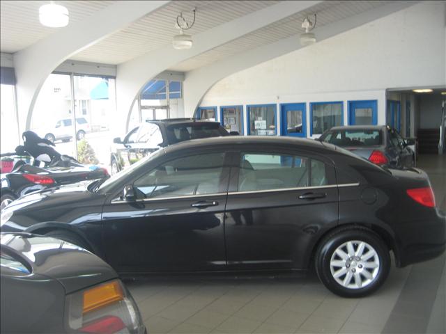 2008 Chrysler Sebring Elk Conversion Van