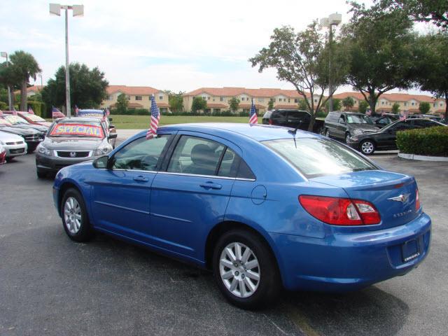 2008 Chrysler Sebring Unknown