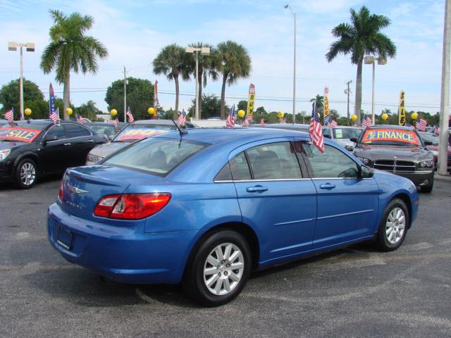 2008 Chrysler Sebring Unknown