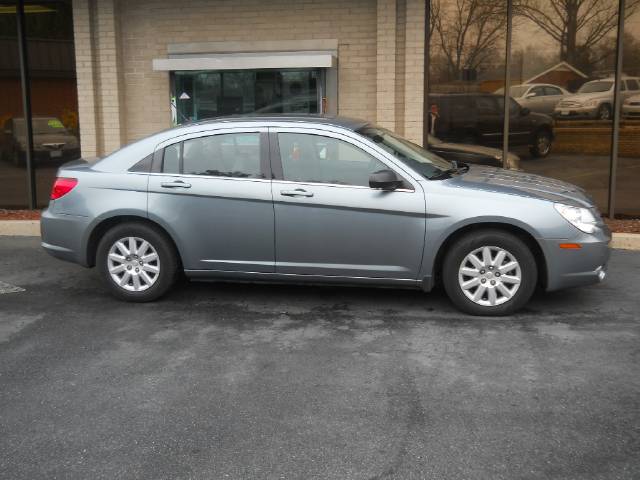 2008 Chrysler Sebring Elk Conversion Van