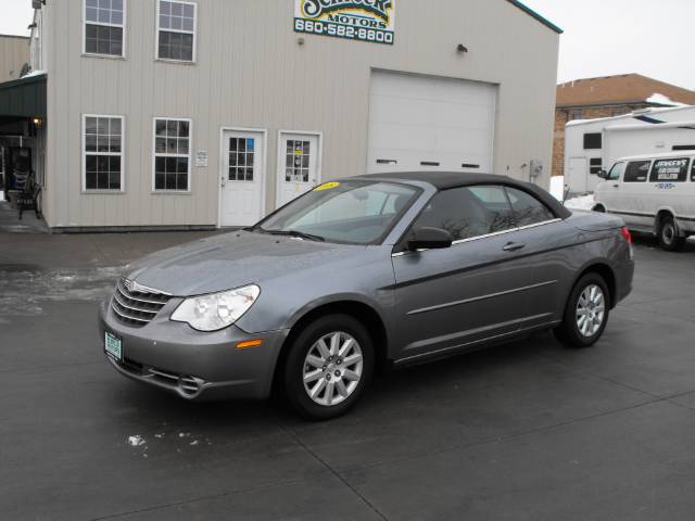 2008 Chrysler Sebring Elk Conversion Van