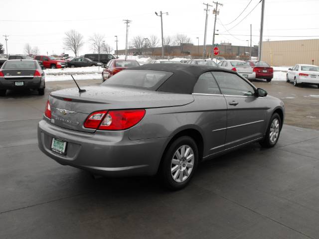 2008 Chrysler Sebring Elk Conversion Van