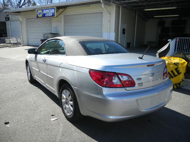 2008 Chrysler Sebring Elk Conversion Van