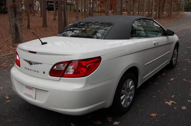 2008 Chrysler Sebring Elk Conversion Van