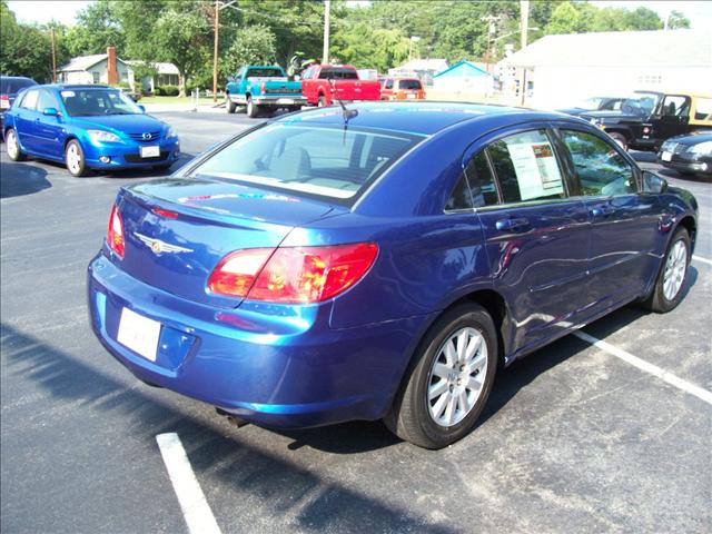 2009 Chrysler Sebring Elk Conversion Van