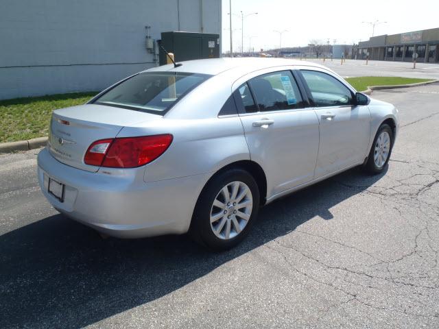 2010 Chrysler Sebring SLT 25