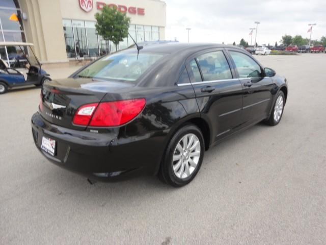 2010 Chrysler Sebring SLT 25