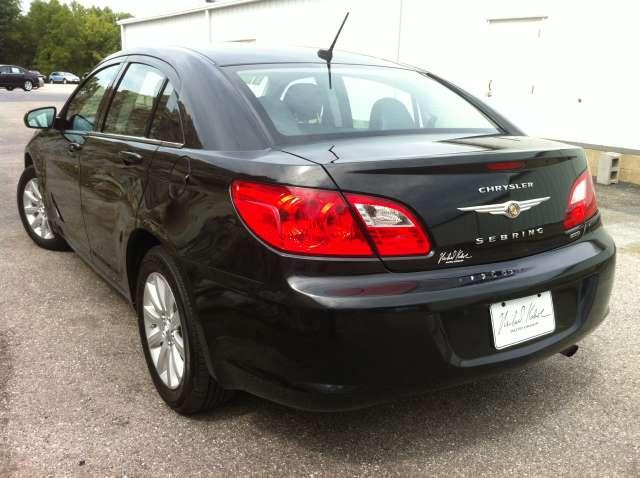 2010 Chrysler Sebring SLT 25