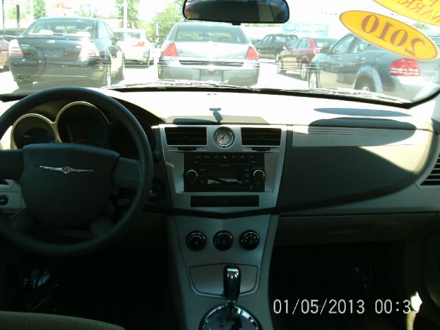 2010 Chrysler Sebring RX 35