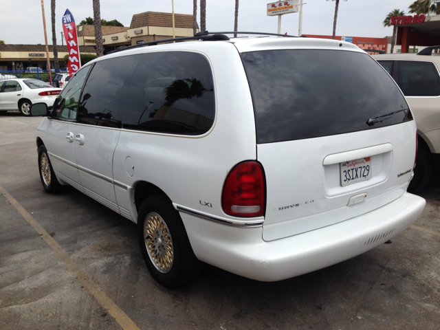 1996 Chrysler Town and Country S Sedan Under FULL Factory Warranty