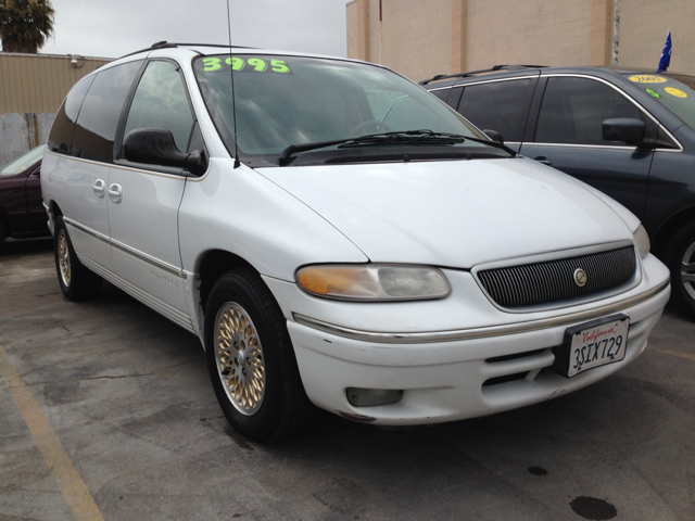 1996 Chrysler Town and Country S Sedan Under FULL Factory Warranty