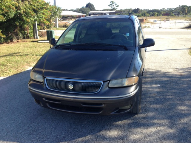 1997 Chrysler Town and Country Elk Conversion Van