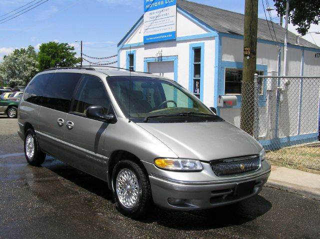 1997 Chrysler Town and Country Elk Conversion Van